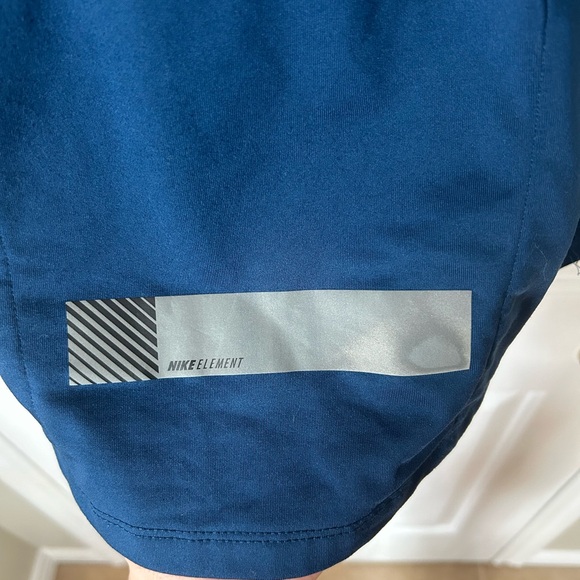 Nike Element Blue Running Jacket - Picture 12 of 12